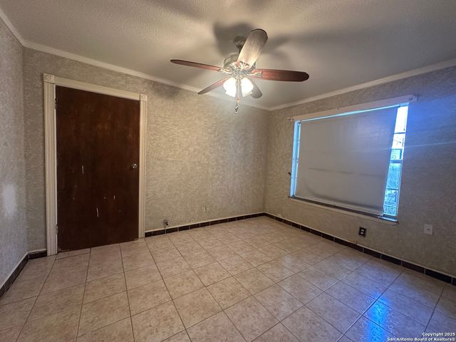 5459 Ergill, San Antonio, TX 78227