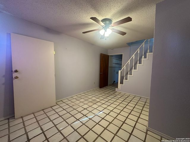 5459 Ergill, San Antonio, TX 78227
