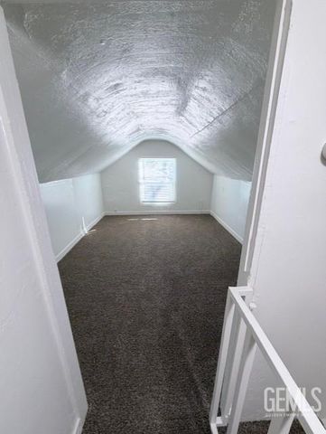 321 Lincoln Avenue, Bakersfield, CA 93308