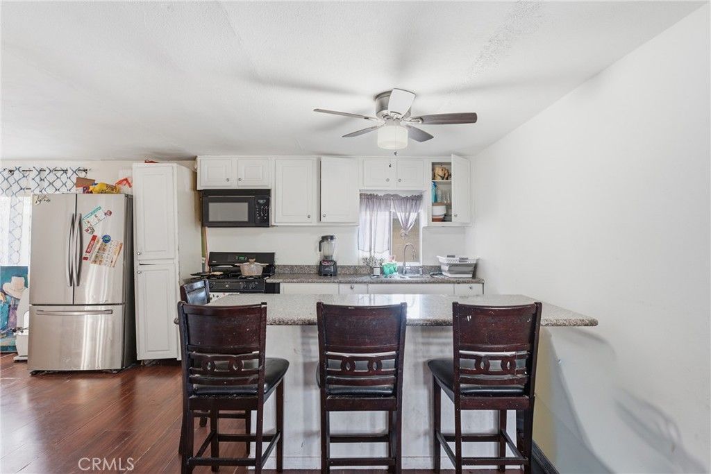 250 N Linden Avenue 185, Rialto, CA 92376 — photo 3