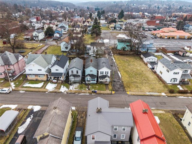 304 E Home St, New Castle, PA 16101