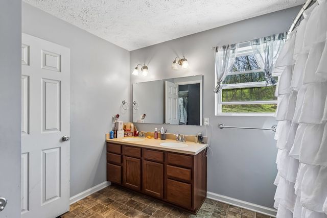 49 Central AVENUE, Fallowfield, PA 15022