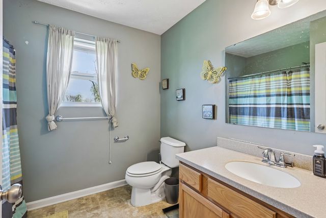 49 Central AVENUE, Fallowfield, PA 15022