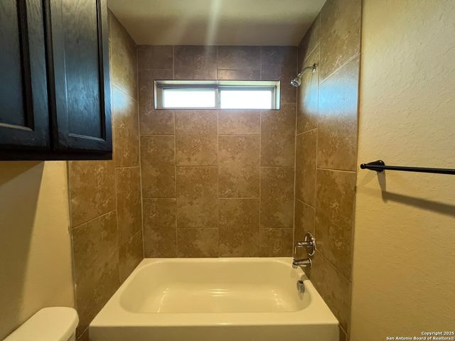 6315 Luglio Ln Unit 102, San Antonio, TX 78233