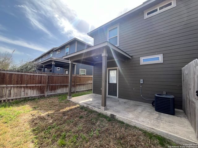 6315 Luglio Ln Unit 102, San Antonio, TX 78233