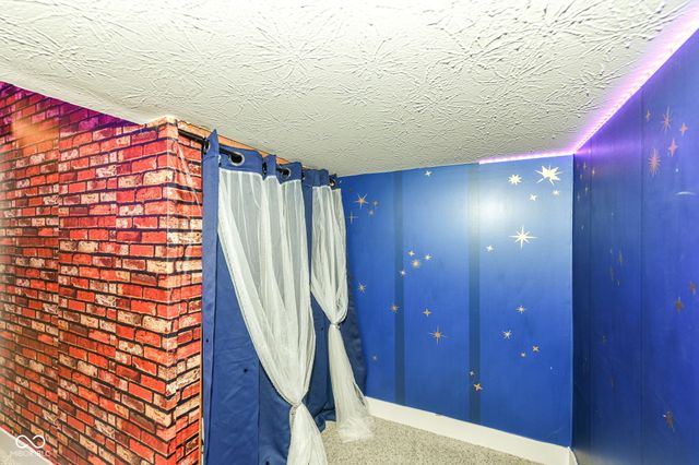 18372 Clayborne Drive, Westfield, IN 46074