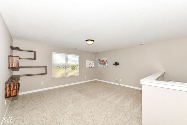 18372 Clayborne Drive, Westfield, IN 46074