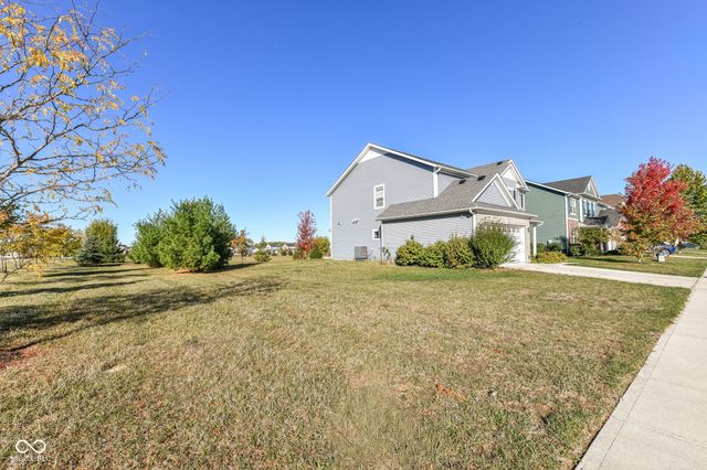 18372 Clayborne Drive, Westfield, IN 46074