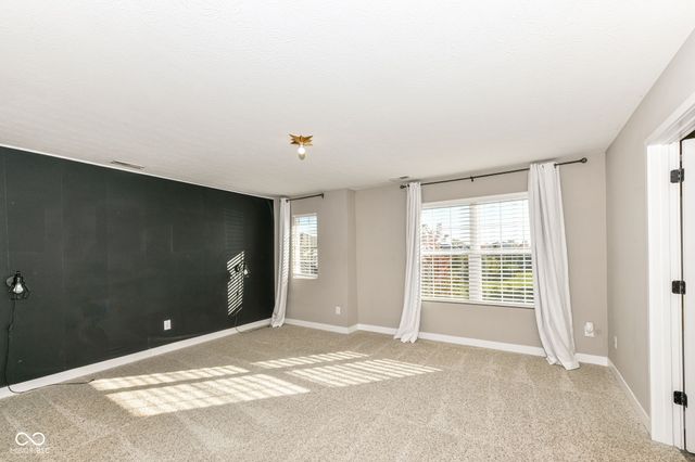 18372 Clayborne Drive, Westfield, IN 46074