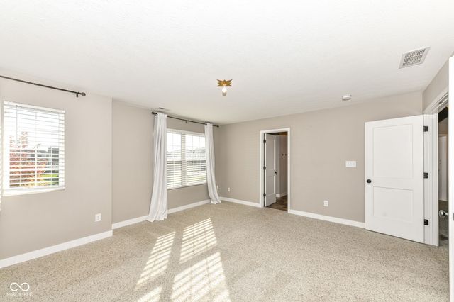 18372 Clayborne Drive, Westfield, IN 46074