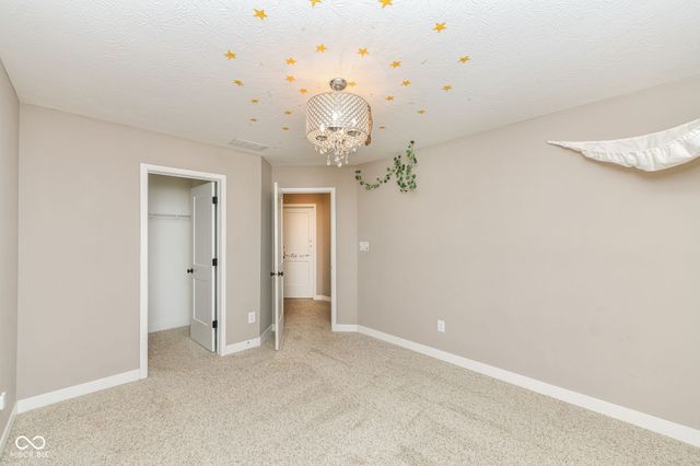 18372 Clayborne Drive, Westfield, IN 46074