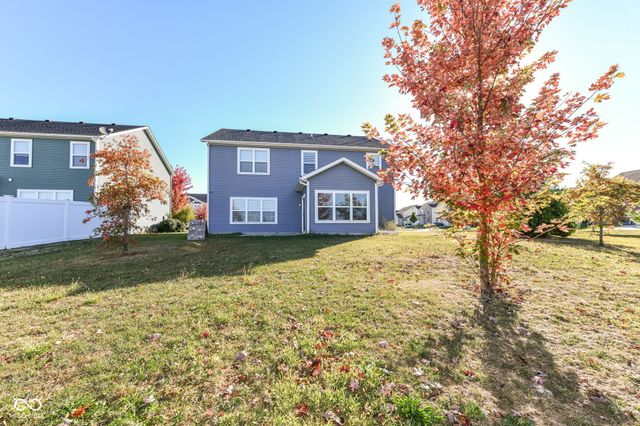 18372 Clayborne Drive, Westfield, IN 46074
