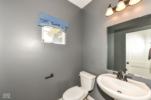 18372 Clayborne Drive, Westfield, IN 46074