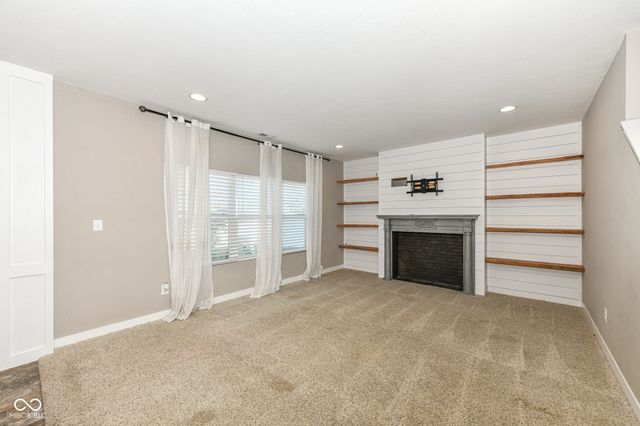 18372 Clayborne Drive, Westfield, IN 46074