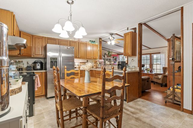 253 Henslee Rd, Shelbyville, TN 37160