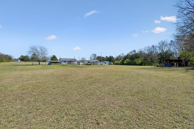 253 Henslee Rd, Shelbyville, TN 37160