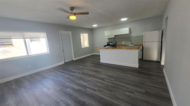 7725 Harding Avenue 7, Miami Beach, FL 33141