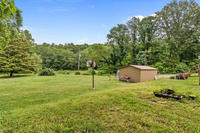 54 Tyler Ln, Erin, TN 37061