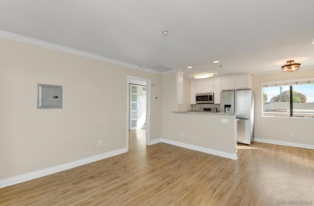 201 Twin Oaks Ave 5, Chula Vista, CA 91910