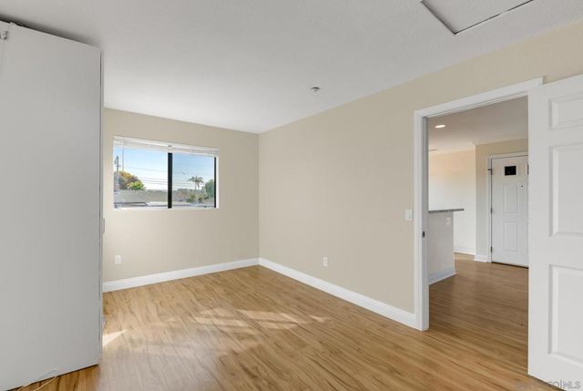 201 Twin Oaks Ave 5, Chula Vista, CA 91910
