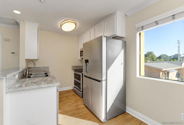 201 Twin Oaks Ave 5, Chula Vista, CA 91910
