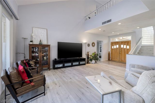 7402 Mission Hills Drive, Las Vegas, NV 89113