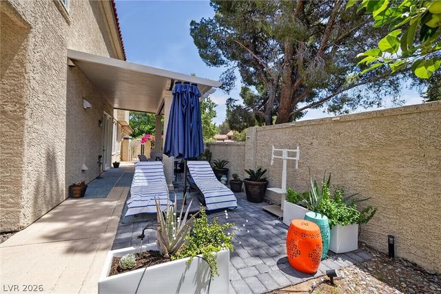 7402 Mission Hills Drive, Las Vegas, NV 89113