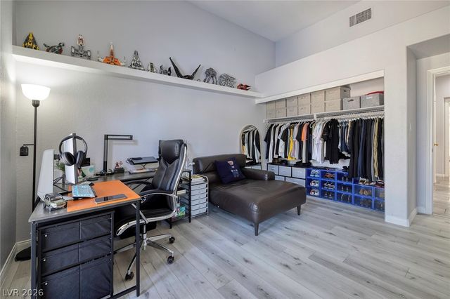 7402 Mission Hills Drive, Las Vegas, NV 89113