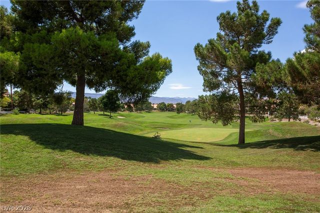 7402 Mission Hills Drive, Las Vegas, NV 89113