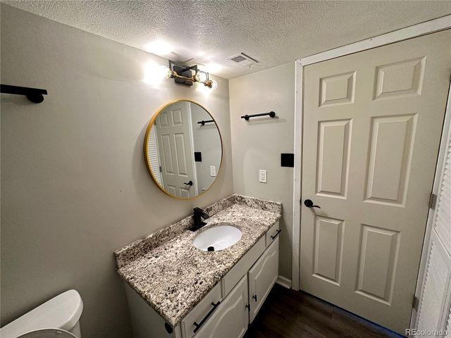2525 S Dayton Way 1409, Denver, CO 80231