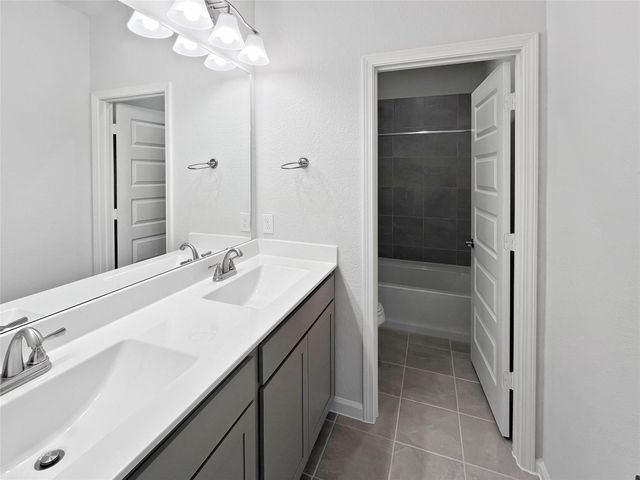 10902 Amador Peak Drive, Iowa Colony, TX 77583