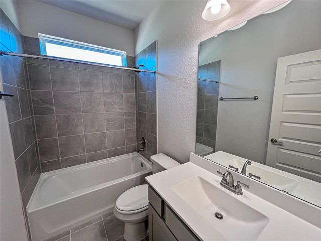 10902 Amador Peak Drive, Iowa Colony, TX 77583