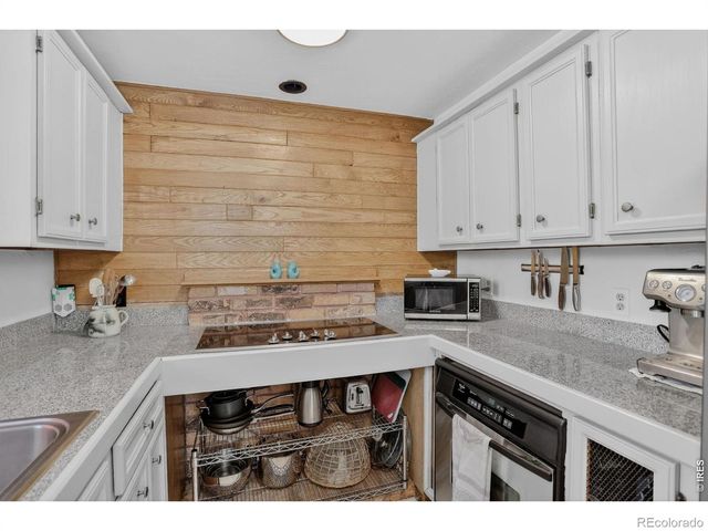 760 Hickory Drive, Lyons, CO 80540