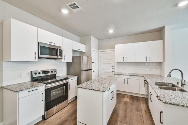 25121 Pacific Wren Drive, Magnolia, TX 77354