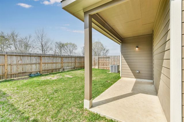 25121 Pacific Wren Drive, Magnolia, TX 77354