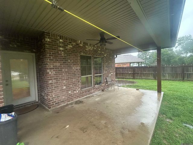 15080 Garden Creek Dr, Walker, LA 70785