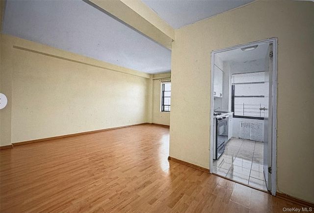 99-60 63rd Road 7Q, Rego Park, NY 11374