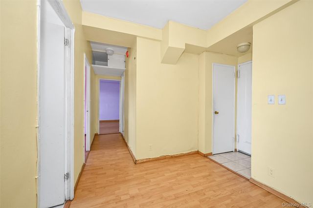 99-60 63rd Road 7Q, Rego Park, NY 11374