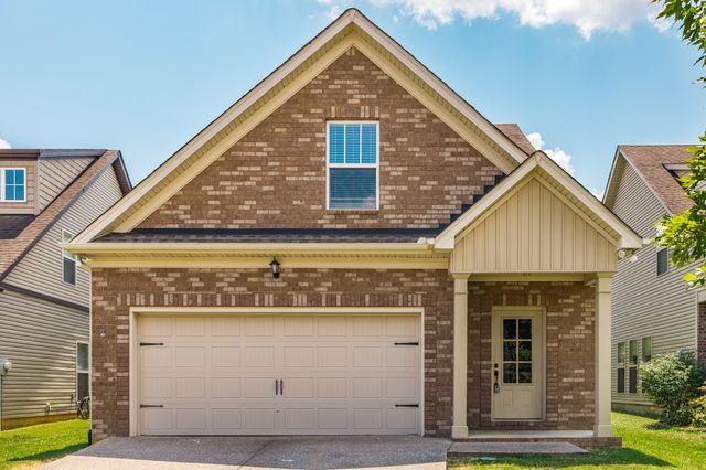 231 Donna Dr, Hendersonville, TN 37075