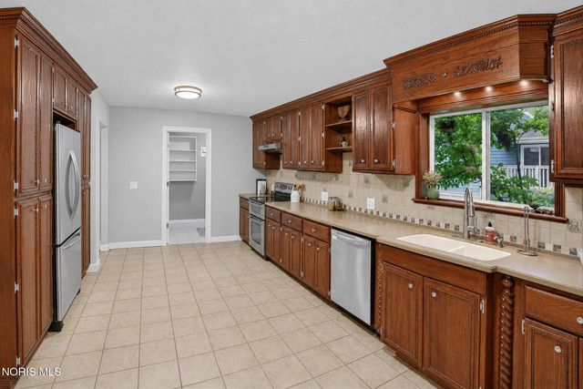 5117 Brenden Way, Sylvania, OH 43560