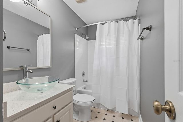 4308 NW 35TH TERRACE, Gainesville, FL 32605