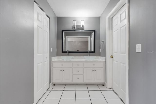 4308 NW 35TH TERRACE, Gainesville, FL 32605