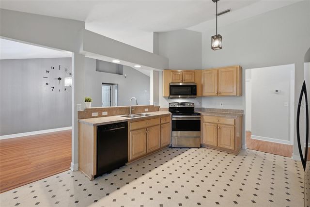 4308 NW 35TH TERRACE, Gainesville, FL 32605