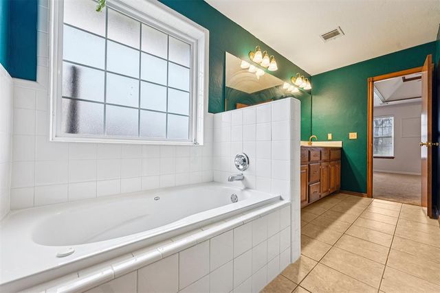 274 Murray Drive, Choctaw, OK 73020