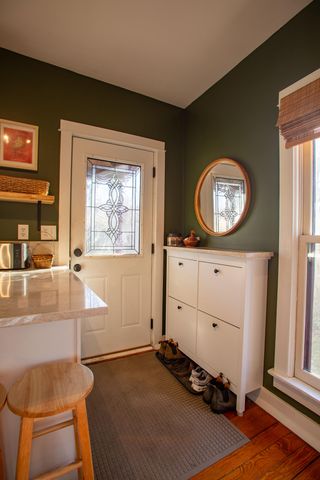 404 Napoleon Street, Valparaiso, IN 46383