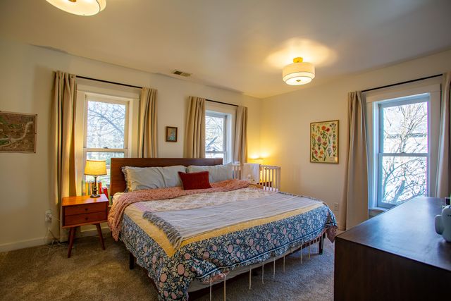 404 Napoleon Street, Valparaiso, IN 46383