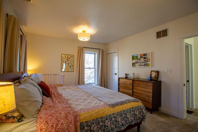 404 Napoleon Street, Valparaiso, IN 46383