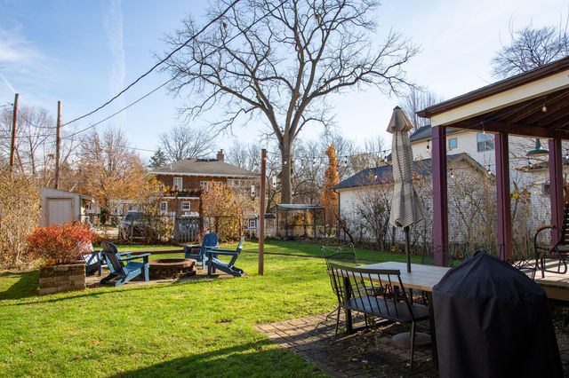 404 Napoleon Street, Valparaiso, IN 46383