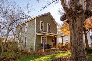 404 Napoleon Street, Valparaiso, IN 46383