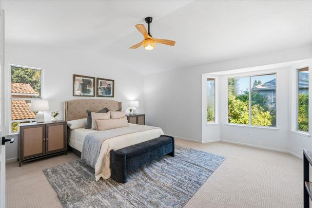 7812 River Village Dr, Sacramento, CA 95831